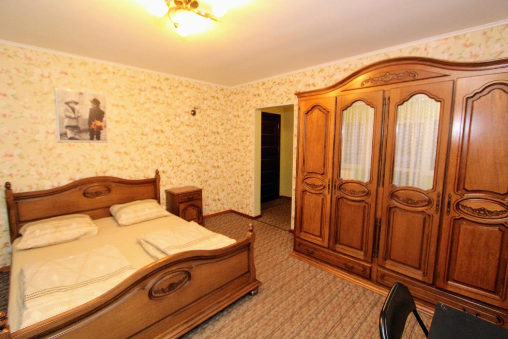 Затишний Міні-Готель "Rosky" Yasinya Habitación foto
