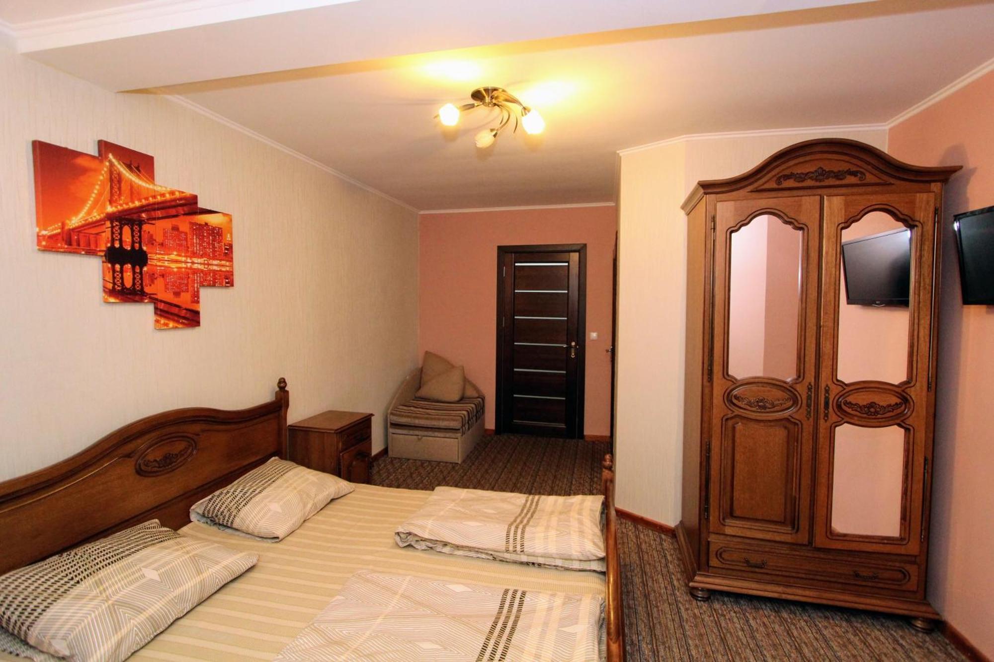 Затишний Міні-Готель "Rosky" Yasinya Habitación foto