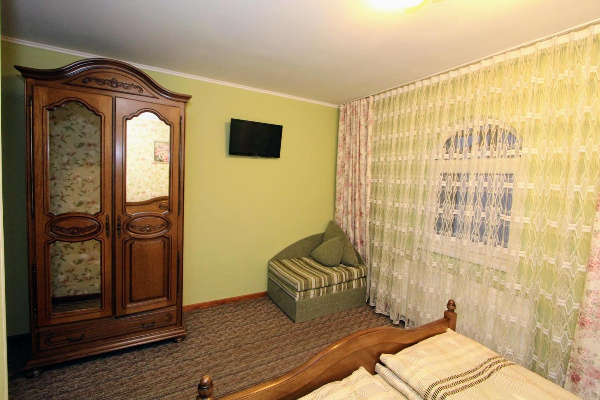 Затишний Міні-Готель "Rosky" Yasinya Habitación foto